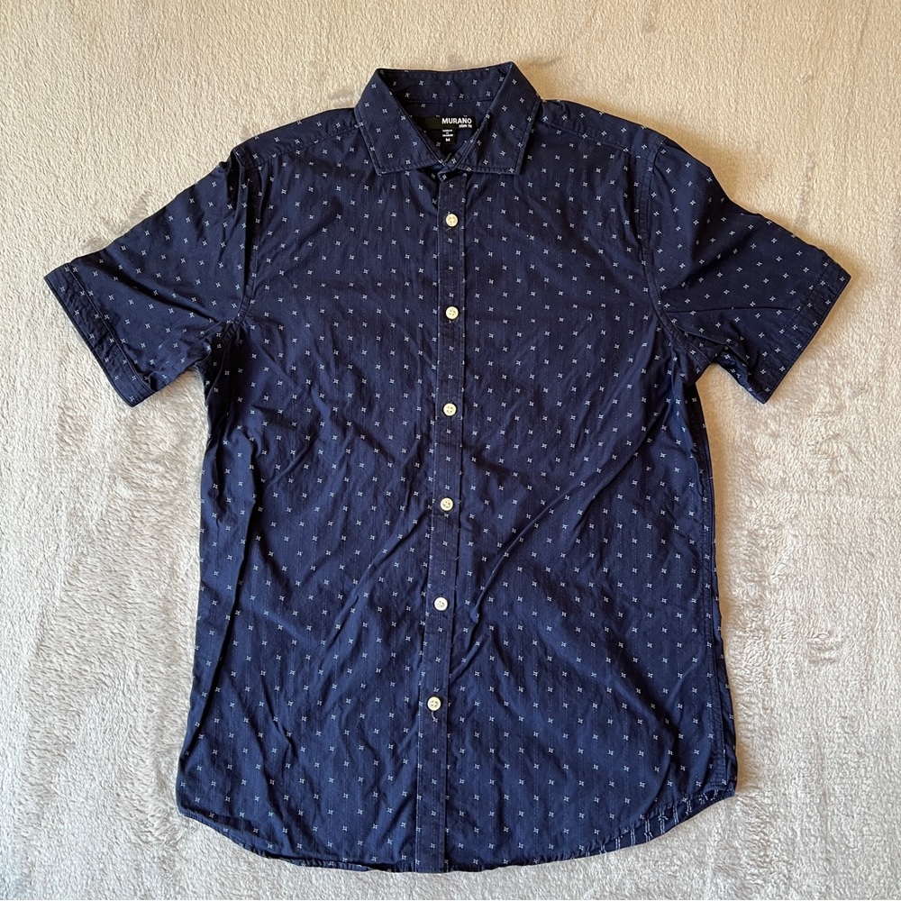 Murano Navy Blue Short-Sleeve Button-Down with Dot Print Medium